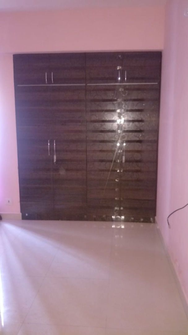 Semi Furnished 3bhk furnished flat for rent in New Guwahati, Guwahati, Assam, India for Rent